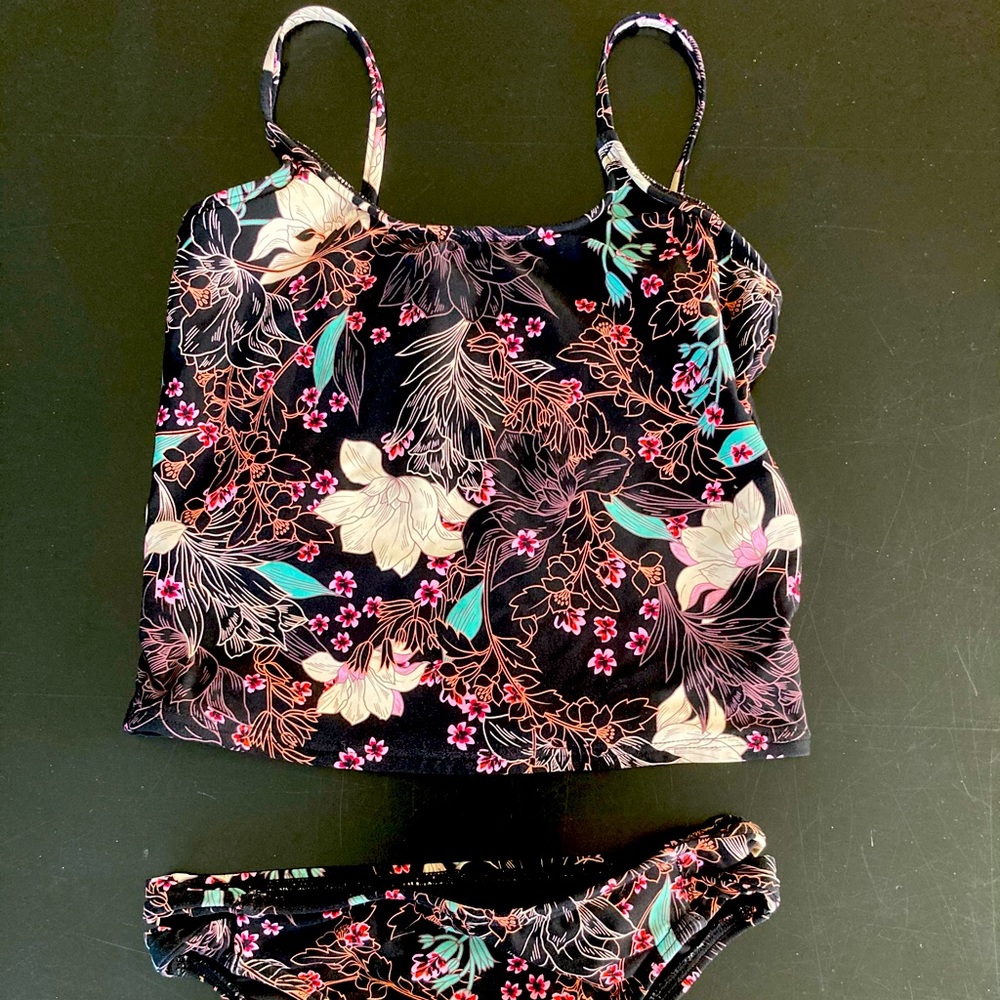 O’Neill girls tankini